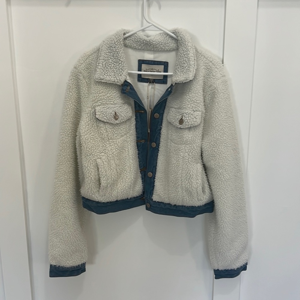 Ashley vintage charm Sherpa jacket
